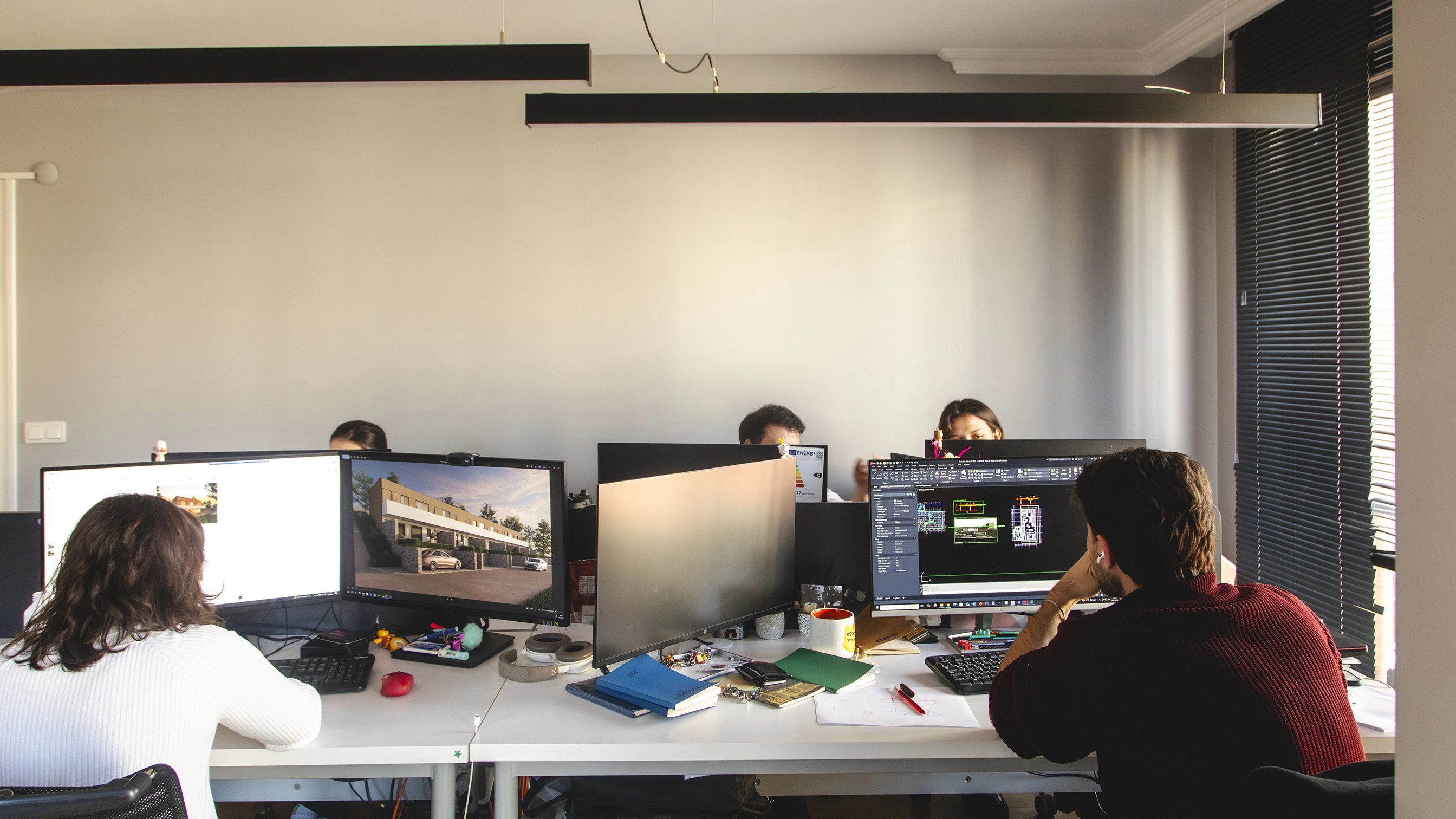 AN OFFICE | TEAM
